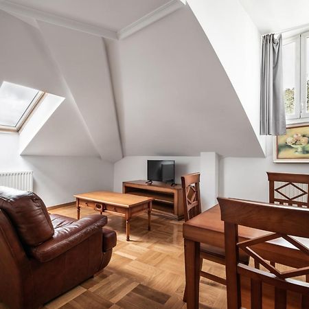 Apartamentos El Cid Burgos Luaran gambar